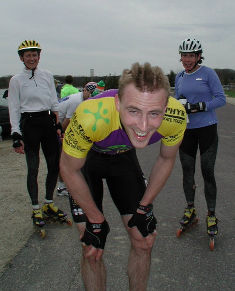 Henning-FashionStatement-042002